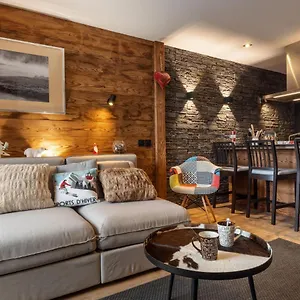 arc-1950-exclusive-ski-in-ski-out-apartment.hotels-rhonealpes.com/